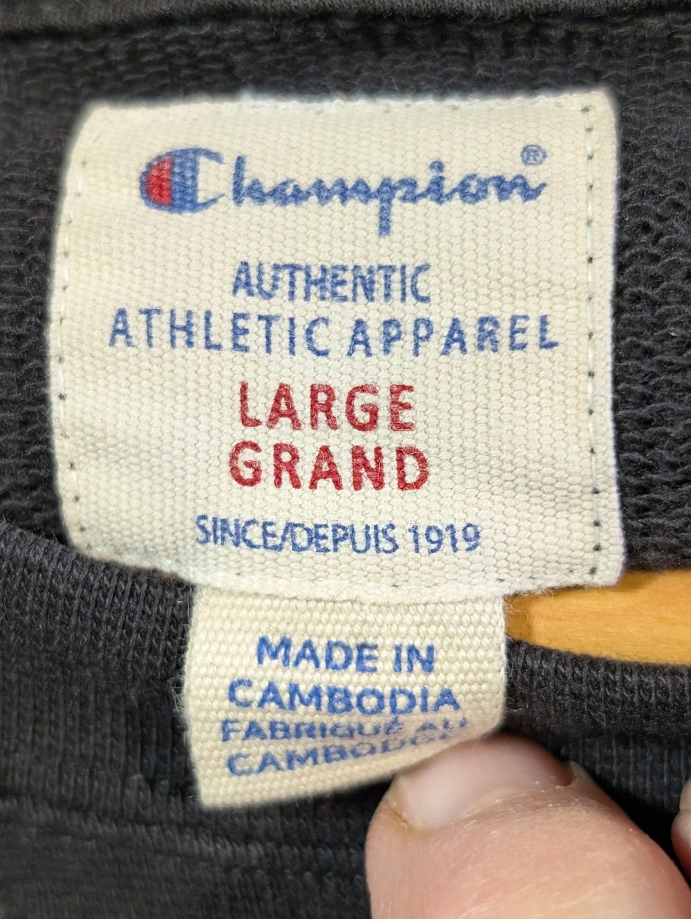 Champion Athletic Lightweight Sweatshirt Women's Large Black White Embroidered - Picture 7 of 9